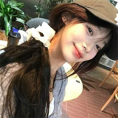 抓着彩虹的男人