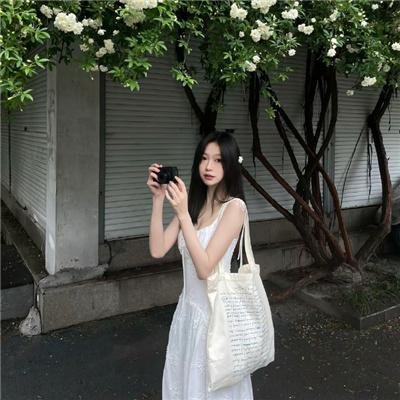 住楼上的女人